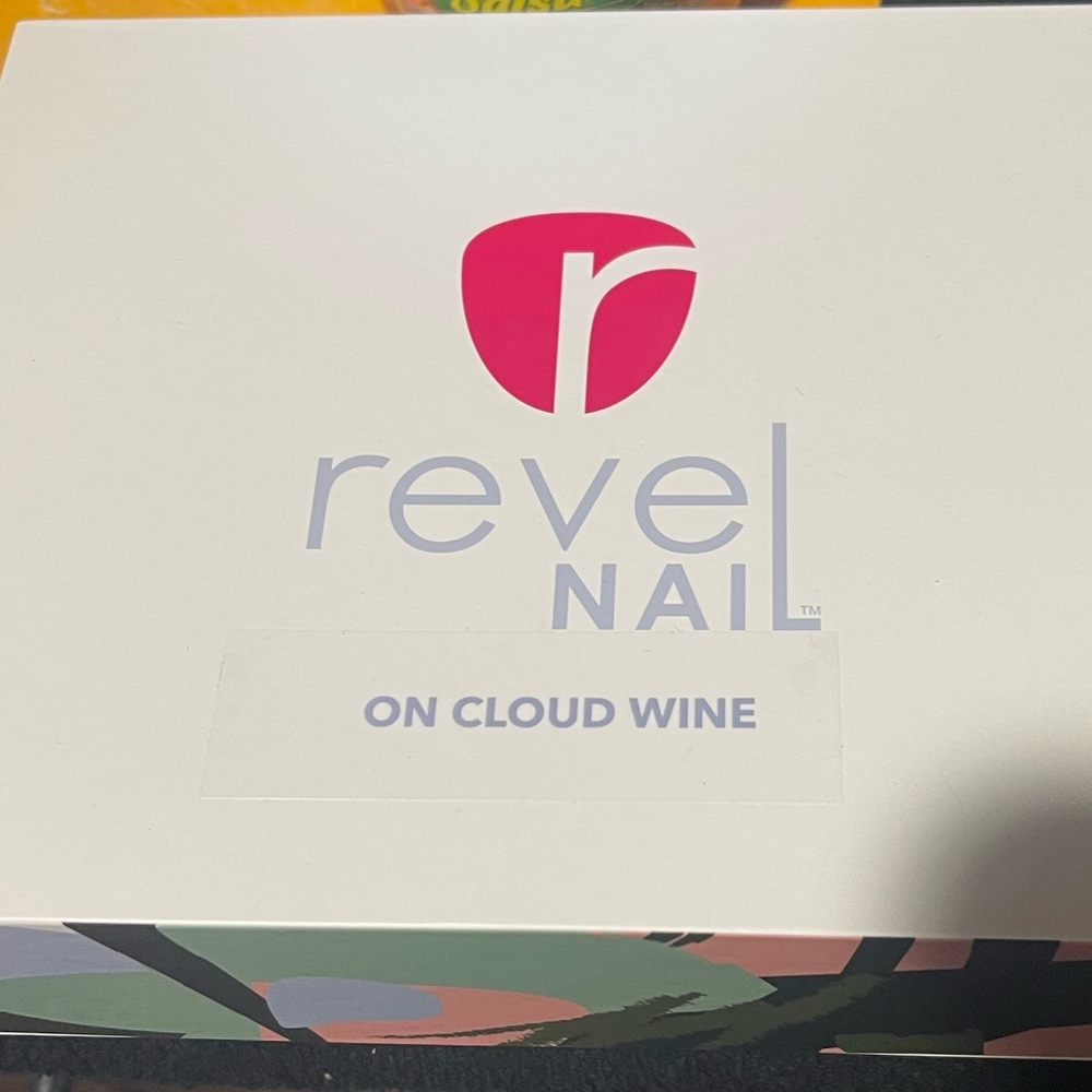 Revel Nail on cloud wine kit with two extra dips, cuticle pusher, & powder brush